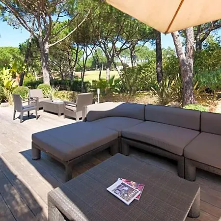 Sleeps 10 Pool Air Con Wifi