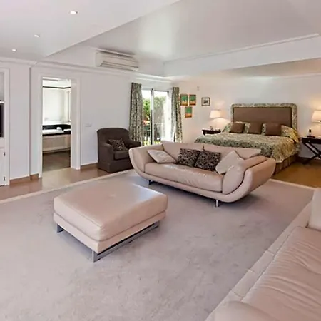 Sleeps 10 Pool Air Con Wifi Quinta do Lago