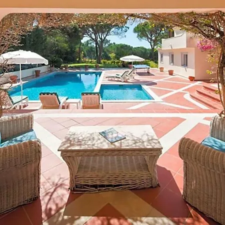 Sleeps 10 Pool Air Con Wifi Villa *