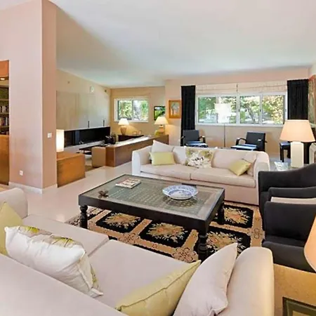 Sleeps 10 Pool Air Con Wifi *